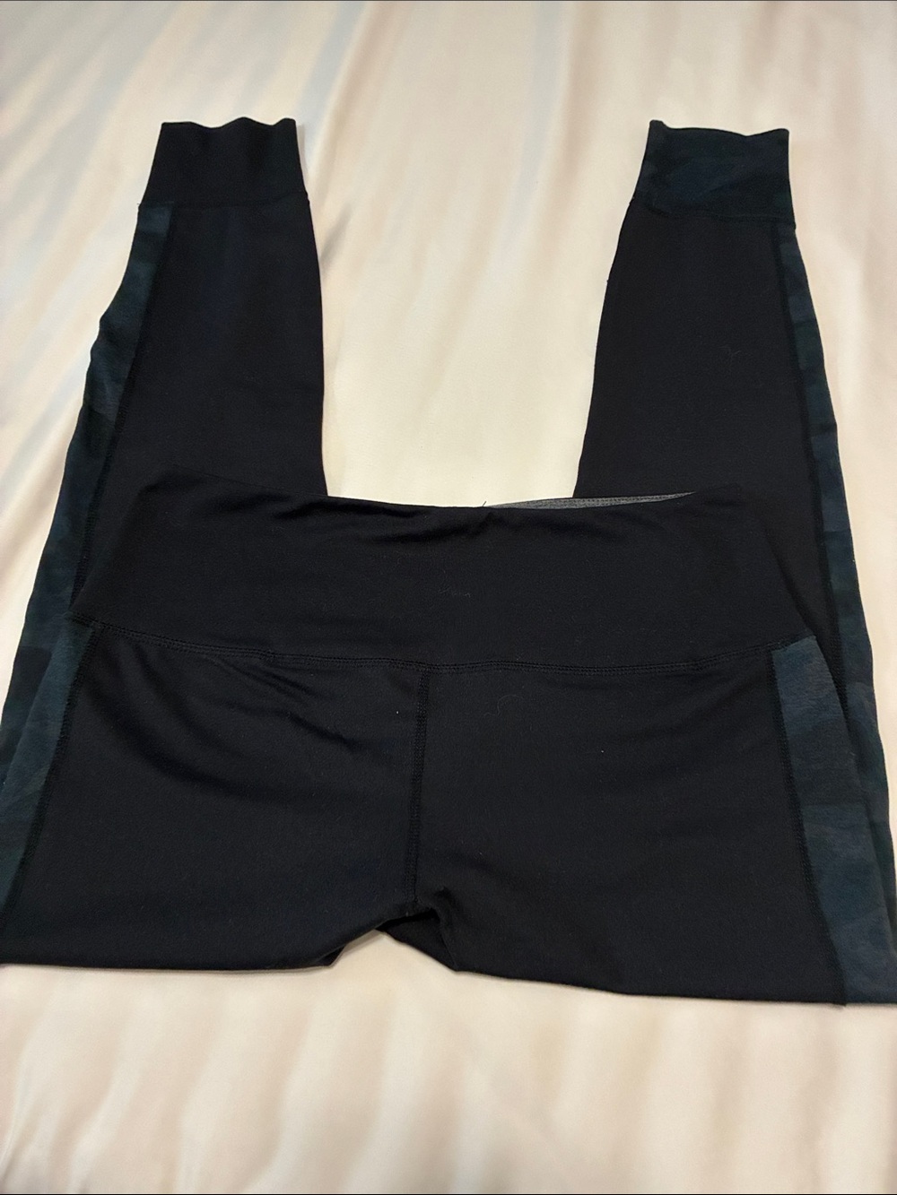 Woman Black and blue Athletic Leggings